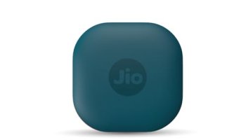 Jiotag Air For Ios (Blue) Worldwide Tracker, Pair With Apple Find My App For Keys, Luggage, Bikes, Purses Etc. Inside & Outside Bluetooth Range, No Sim/Subscriptions Required, 1+1 Year Battery, 120 Db