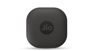 Jiotag Air For Ios (Gray) Worldwide Tracker, Pair With Apple Find My App For Keys, Luggage, Bikes, Purses Etc. Inside & Outside Bluetooth Range, No Sim/Subscriptions Required, 1+1 Year Battery, 120 Db