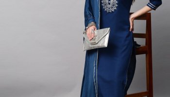 Gosriki Women Kurti Pant Dupatta Set