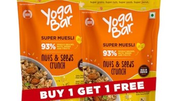 Yogabar Muesli Nuts + Seeds Crunch 700G (Buy 1 Get 1 Free) With Flax And Chia Seeds, Muesli Nuts Delight Whole Grain, High Protein, High Fibre, No Refined Sugar, Contains Antioxidants, 700G Pack Of 2